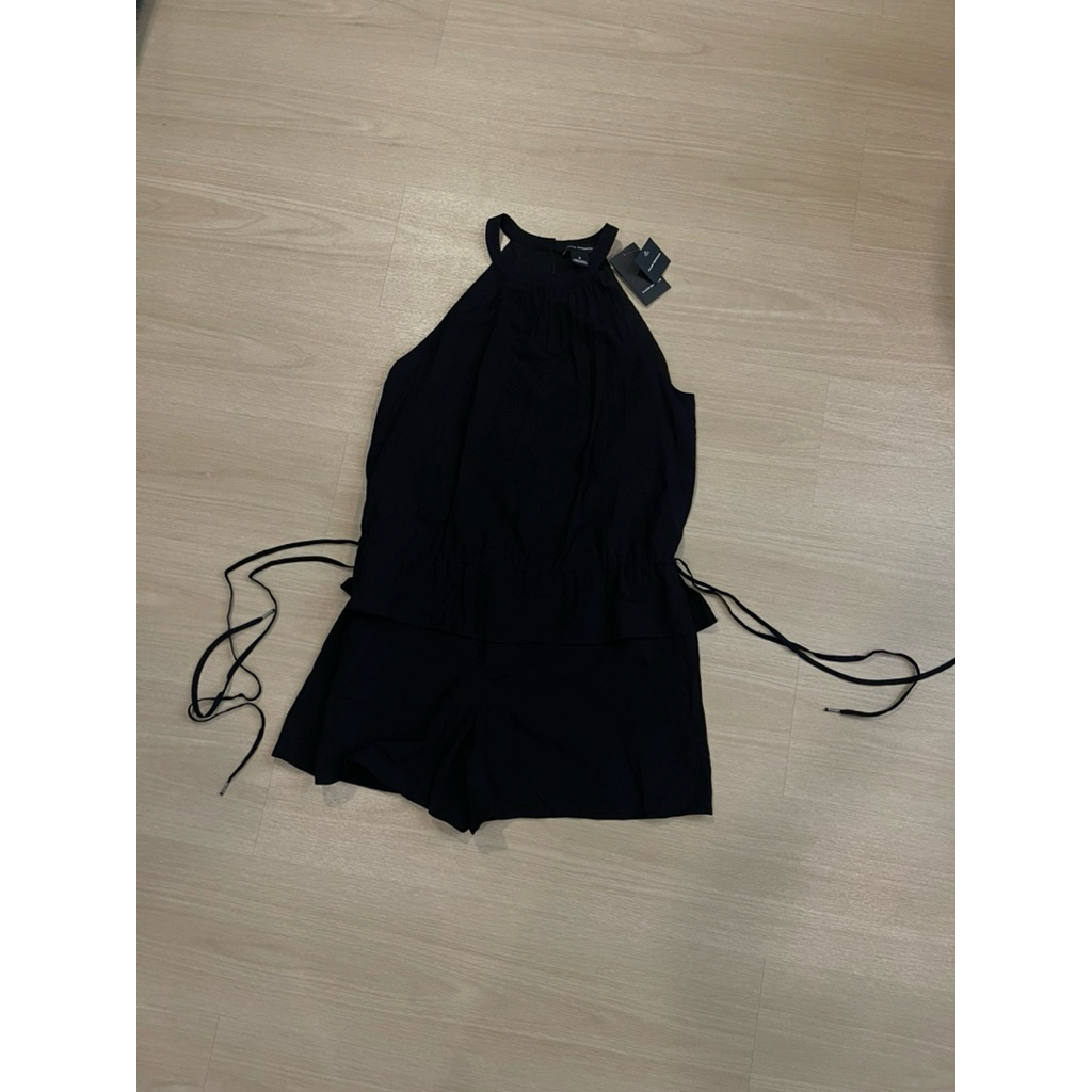 Club monaco size 0 แท้ 💯 ใหม่ ป้ายห้อย