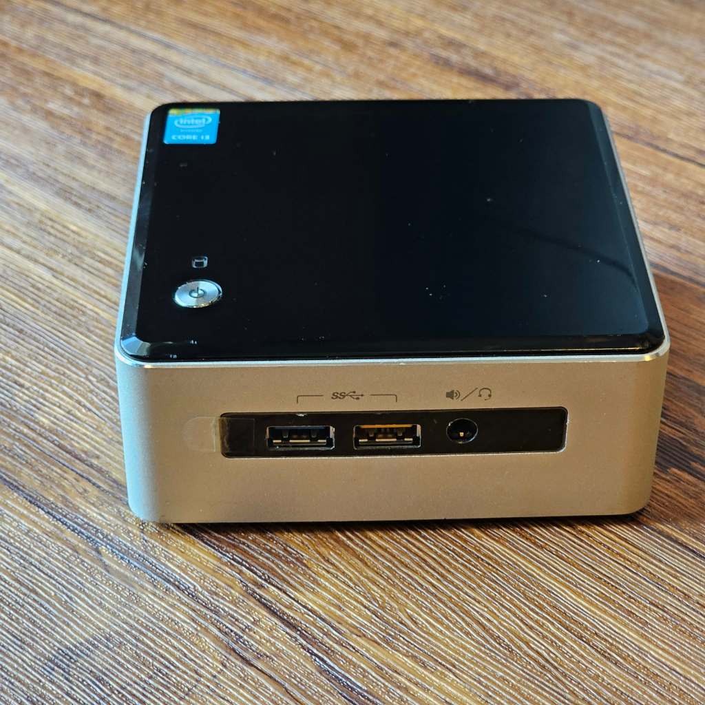 Mini PC Intel NUC5i3RYH Core™ i3-5010U พร้อมใช้งานทันที