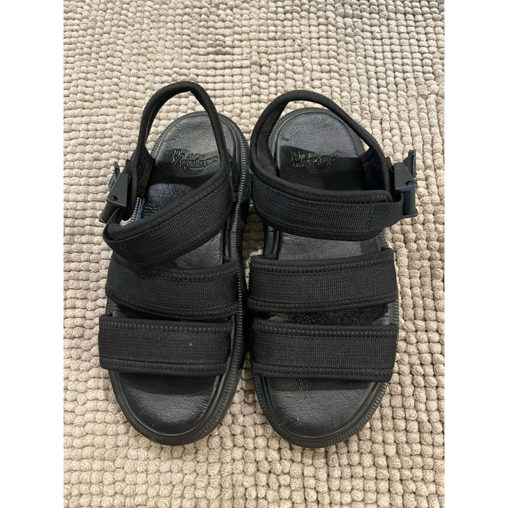 รองเท้ารัดส้นDr.Martens มือสองของแท้