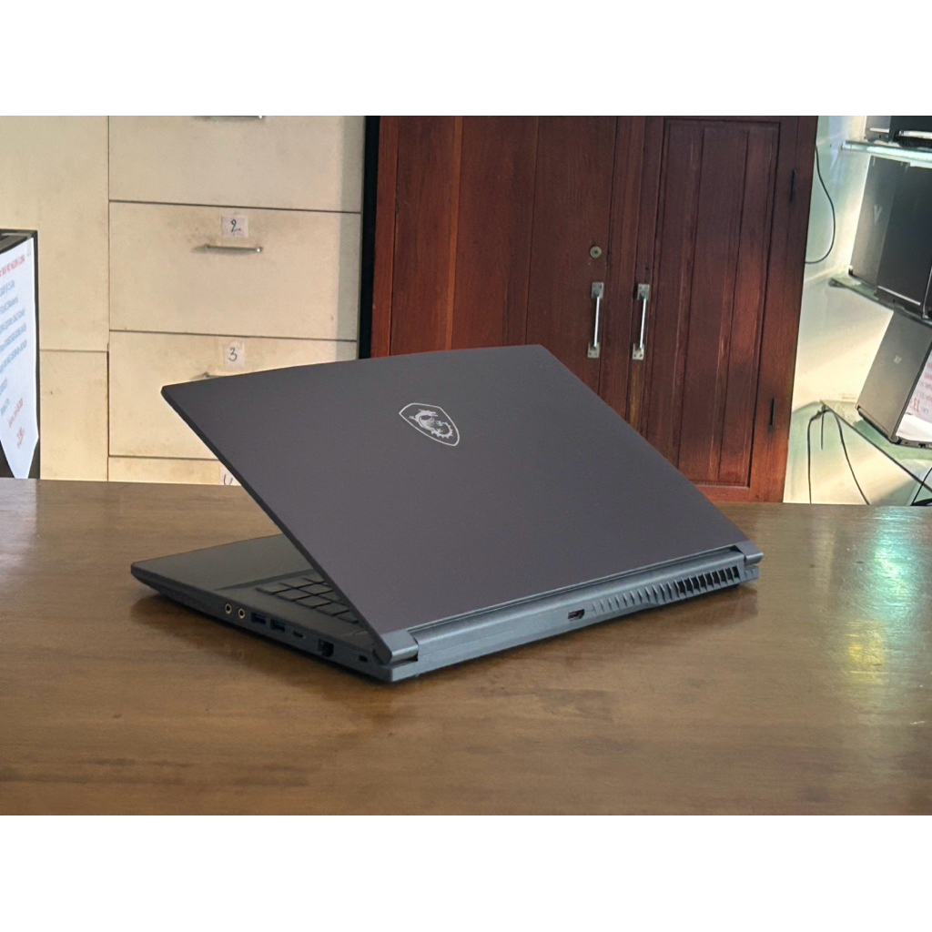 MSI Thin 15 B13UCX-1610TH Gaming i5-13420H RTX2050