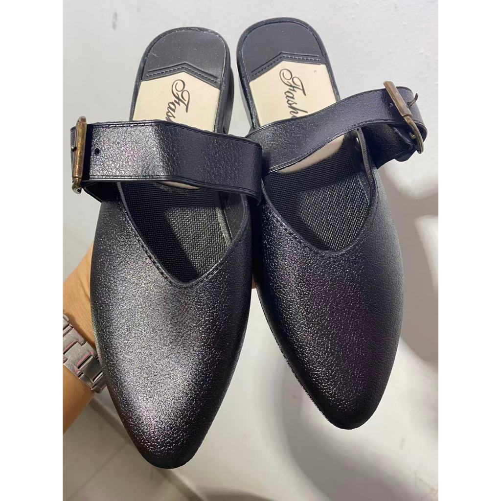 One for all พร้อมส่งจากไทย TX97 รองเท้าสวมปิดนิ้วเท้า รองเท้ายาง