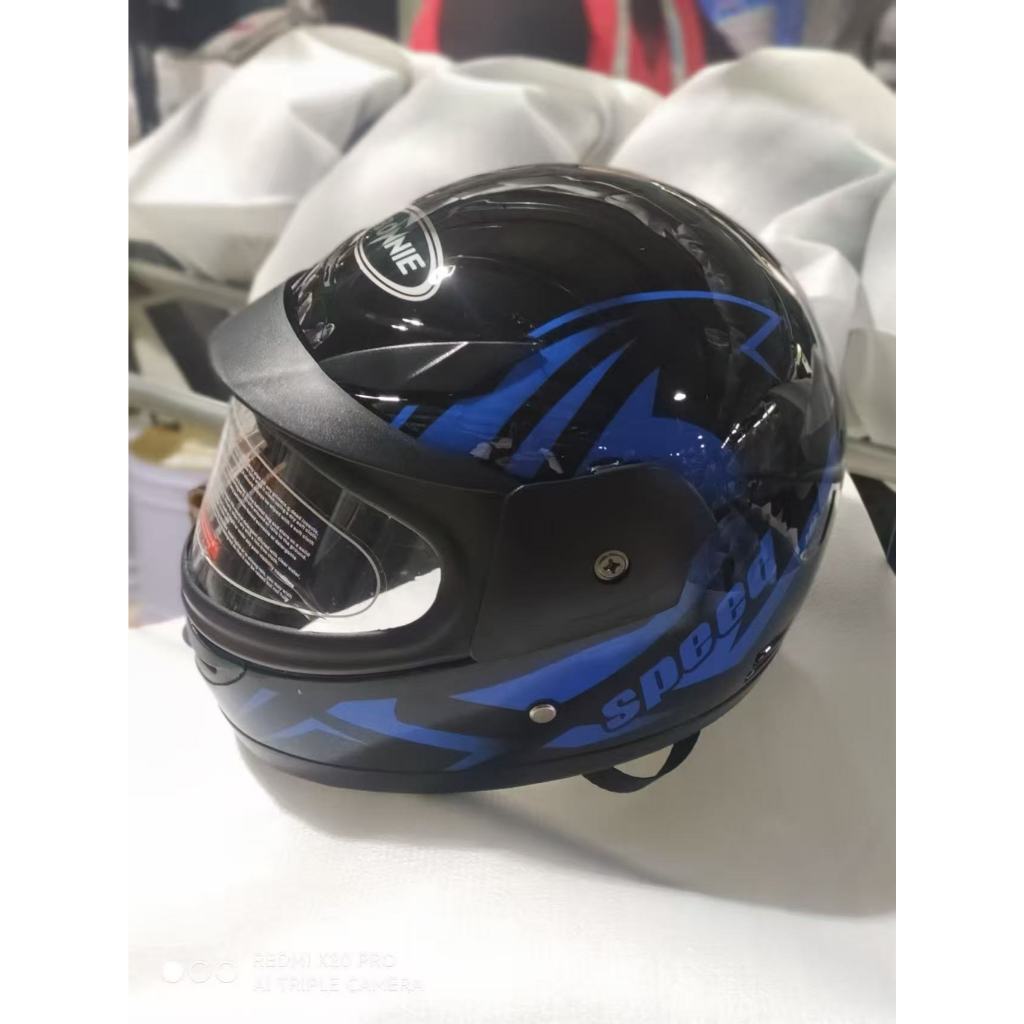 หมวกกันน็อคต็มใบเด็กพร้อมส่ง รุ่น109speed ขนาดฟรีไซส์48- 52cm น้ำหนักเบาสำหรับเด็กใส่สบาย