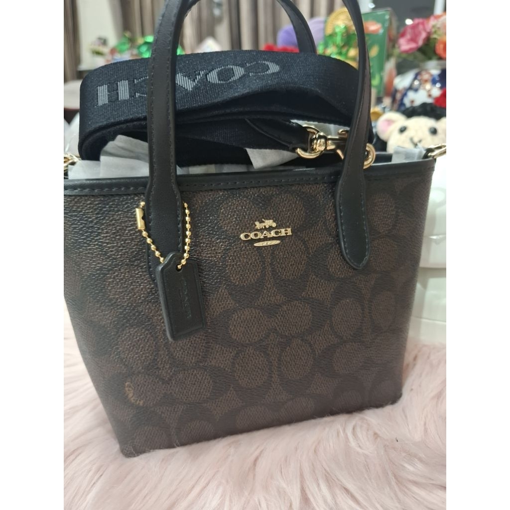 รับประกันแท้100%รุ่น COACH City Mini Tote Bag 
In Signature Canvas #CW032 

