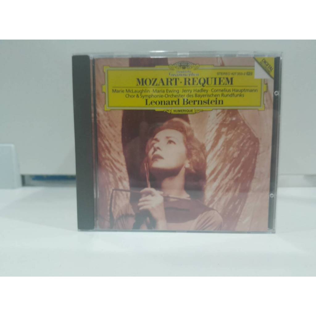 1 CD MUSIC ซีดีเพลงสากล   Mozart: Requiem  Leonard Bernstein  (B8B300)