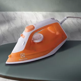 Electrolux เตารีดไอน้ำ กำลังไฟ 1600 วัตต์ EasyLine รุ่น ESI4007 สีส้ม