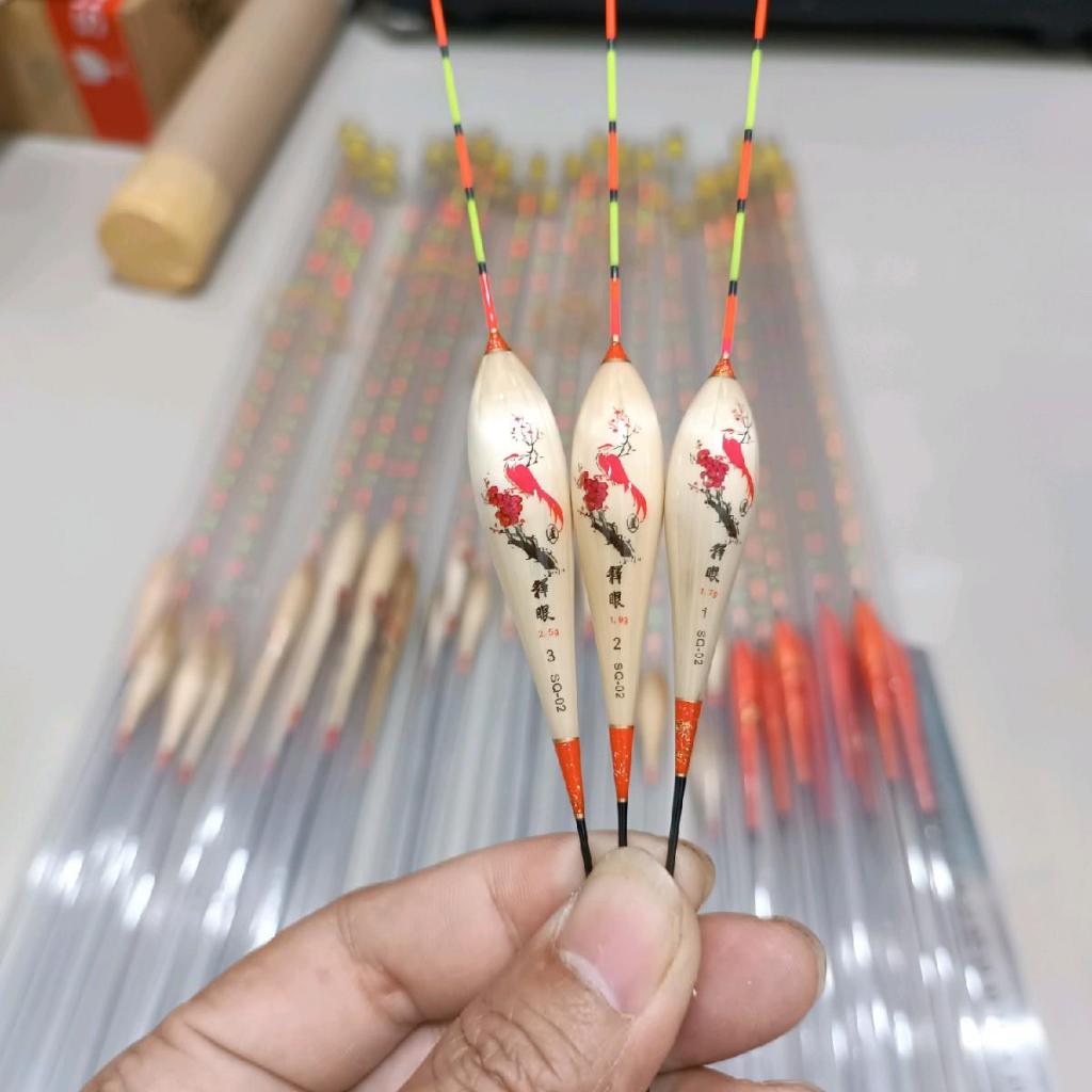 ทุ่น 60 ซม. SQ-02 ทุ่นชิงหลิวน้ำลึกทรงลักบี้ ความยาว 60 เซน งานไม้ตาย
