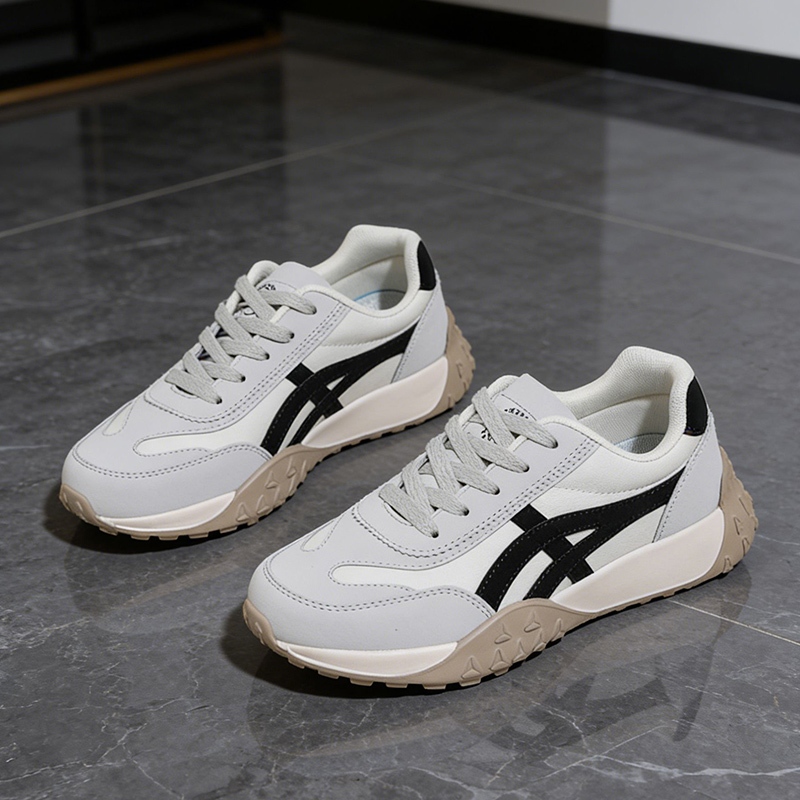 LHfashion รองเท้าลำลองสำหรับผู้หญิง พื้นรองเท้าทำจากยางทนทาน ดีไซน์แบบผูกเชือกคลาสสิก เชือกปรับได้
