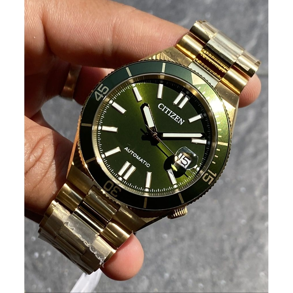 Citizen NJ0232-53X นาฬิกาข้อมือออโตเมติก