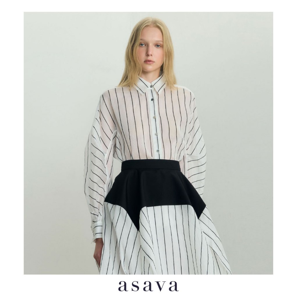 [asava ss26] Aveline Oversized Striped Shirt เสื้อเชิ้ตผู้หญิง ทรงโอเวอร์ไซส์ แขนยาว คอปก แต่งกระดุมหน้า ผ้าลายทาง