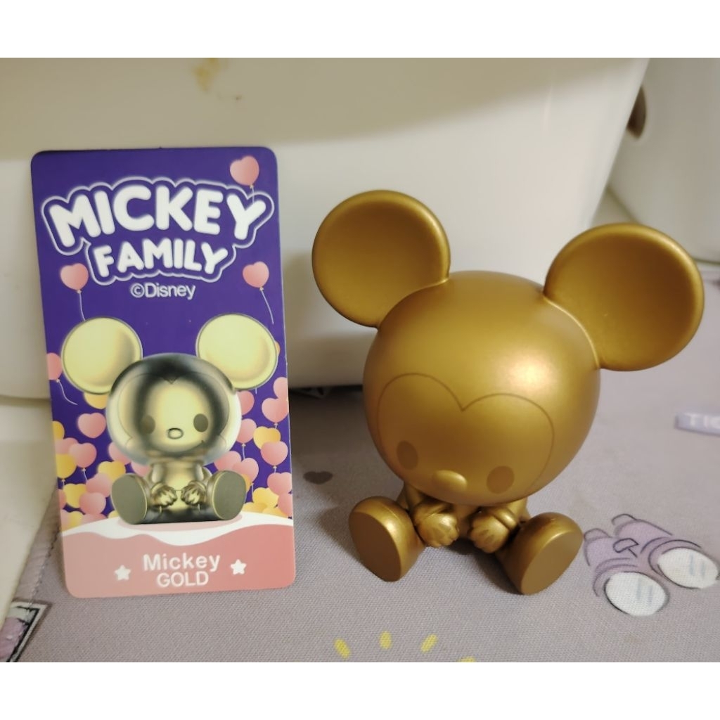 Pop Mart Disney Mickey Family Sitting Gold Secret Mickey