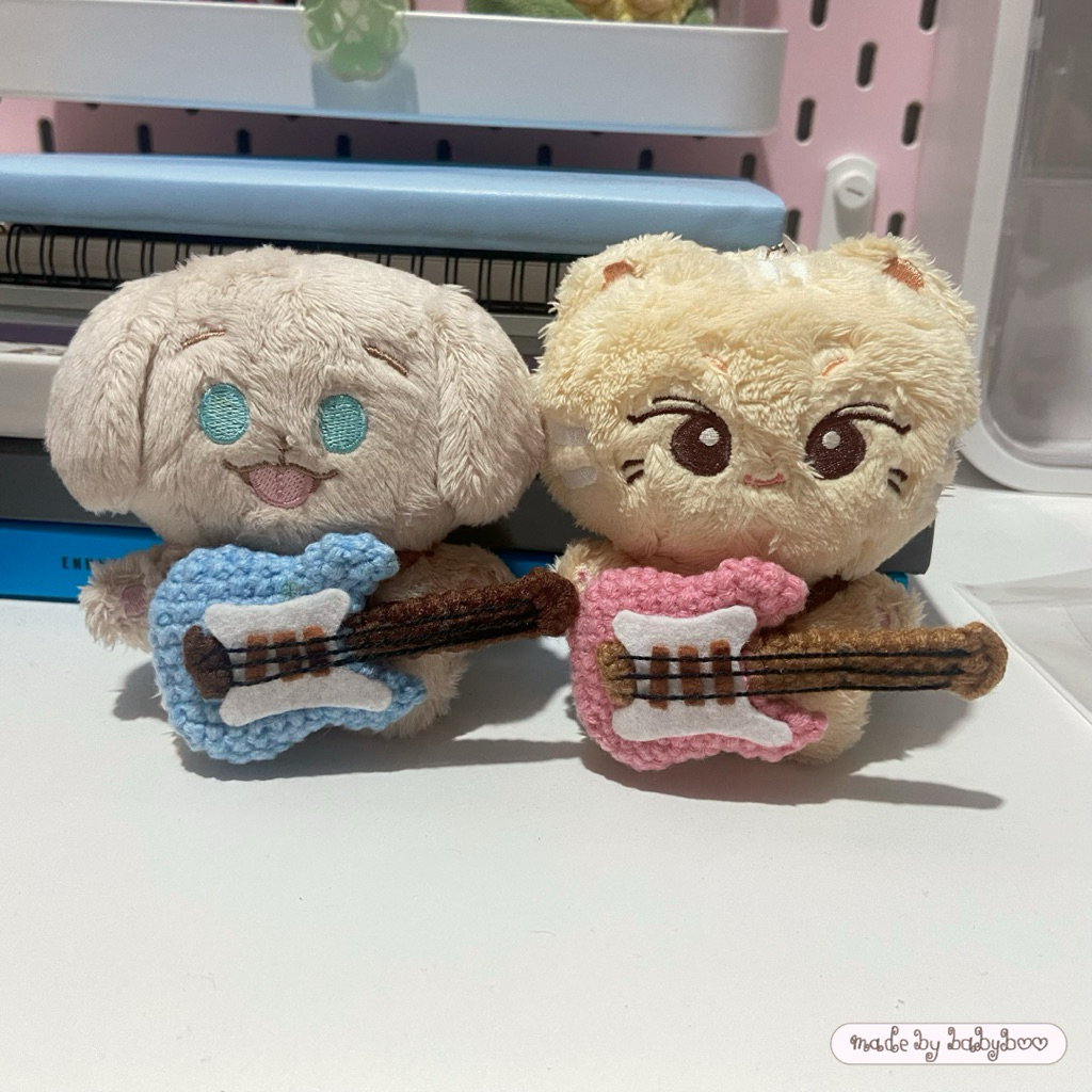 ( pre-order ) กีตาร์ตุ๊กตา🎸 | ชุดตุ๊กตา 10 cm
