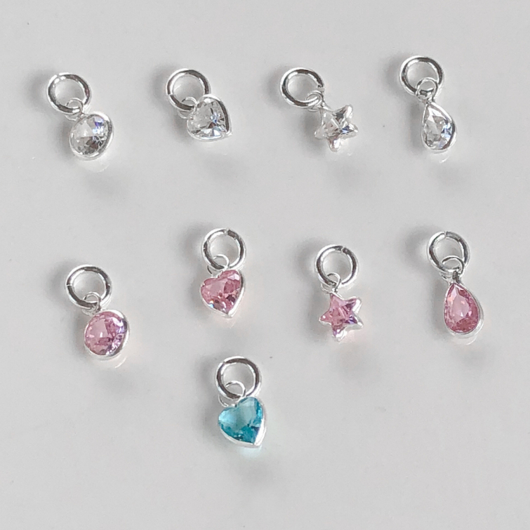 Sister J | จี้เงินแท้ silver 925 ประดับเพชรcz ขนาด 4 mm | Tiny Shining Pendant