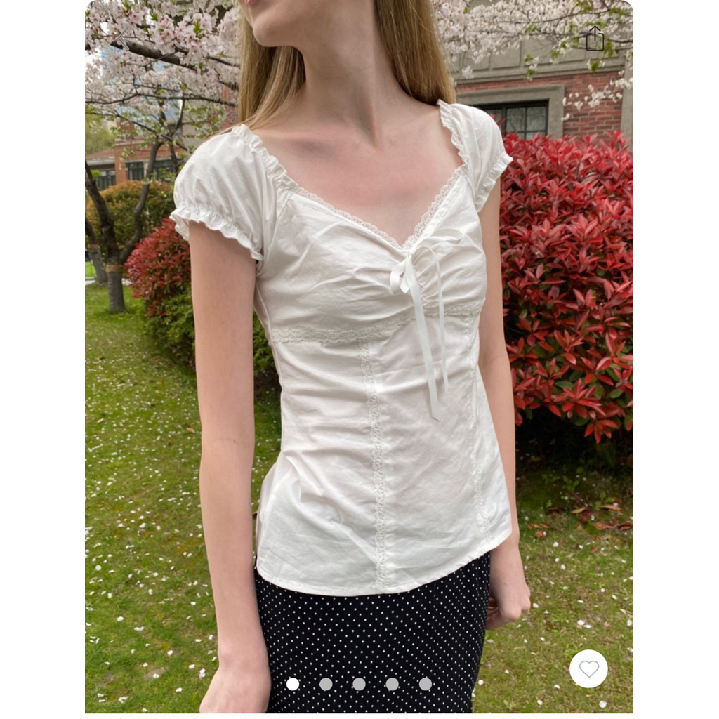 (พร้อมส่ง/แท้) Brandy Melville Elena Top New 2026