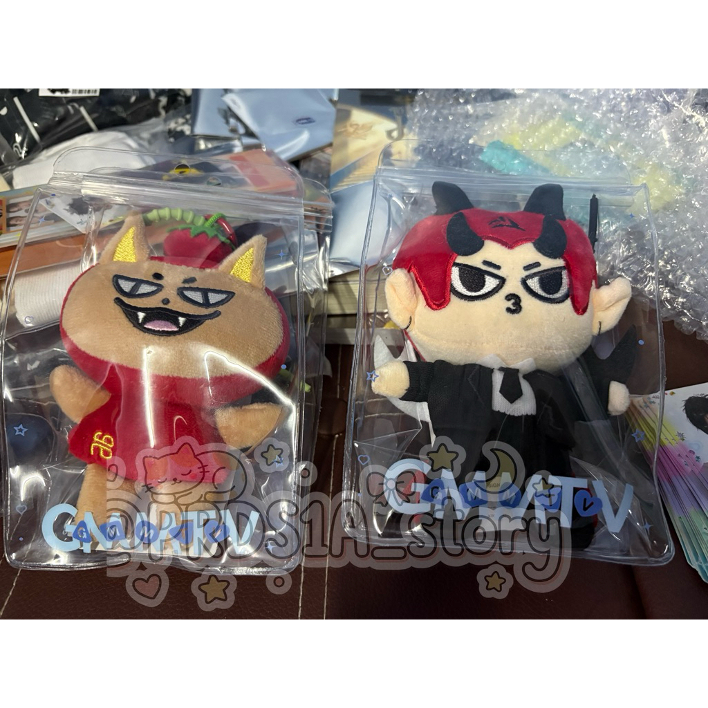 Tomafox Domiia Doll keychain