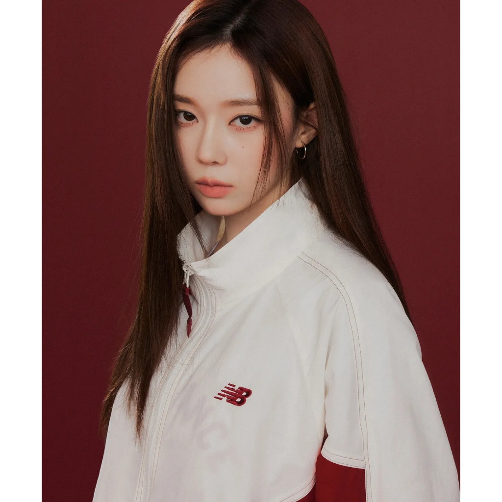 New Balance เสื้อแจ็คเก็ตวอร์มคอปกตั้ง UNI ESCAPE Stand Neck Warm-Up Jacket ของแท้จากช็อปเกาหลี✔️ Pre-Order