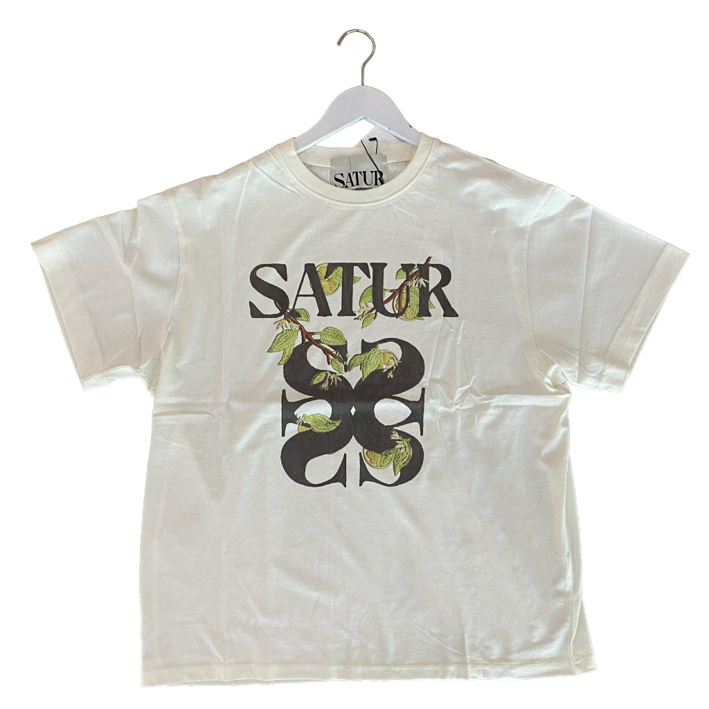 SATUR เสื้อยืด รุ่น Apero Leaf Graphic T-Shirt Cream