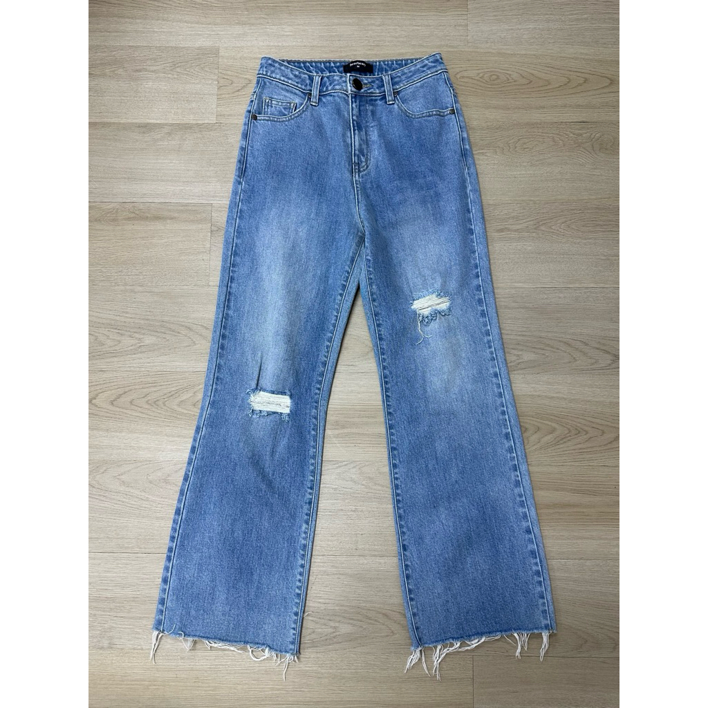 ปล่อยต่อ: รุ่น 67811 ผ้ายืด Size M - Bearbeary Jeans