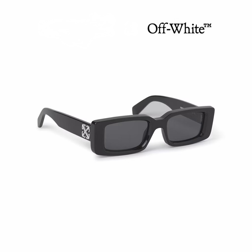แว่นกันแดด Off-White ของแท้ 100%