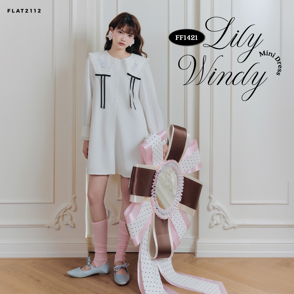 FLAT2112 : LILY WINDY MINI DRESS เดรสสั้นสีขาว เดรสแขนยาว เดรสคอระบาย เดรสโบว์ดำ เดรสลูกคุณ เดรสเรียบร้อยน่ารัก (FF1421)