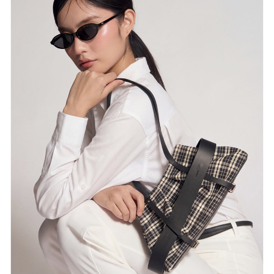[Limited Edition] dashbrand DA36 Obi - White / Black  กระเป๋ามินิมอลลายขาวดำ ใบกะทัดรัด สะพายไหล่