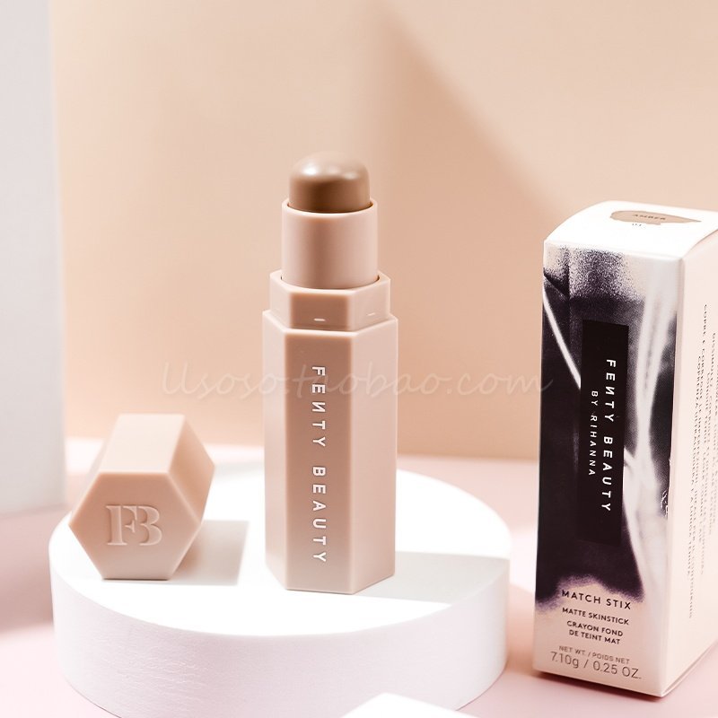 จัดส่งภายในวันเดียวกัน 👑 ของแท้ 💯 Fenty Beauty Match Stix Matte Foundation Stick, 7.10 กรัม
