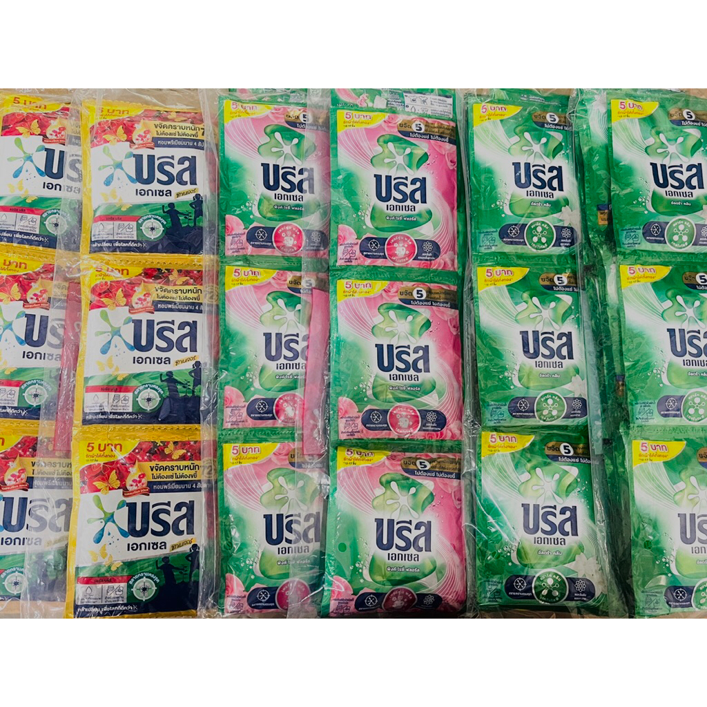 บรีสเอกเซล ซิกเนเจอร์ น้ำยาซักผ้าแบบซอง ปริมาณ 30มล. (แพ็ค12ชิ้น)