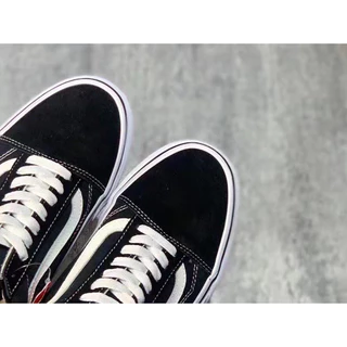 รองเท้าผ้าใบ Vans Old Skool สีดำ ดีไซน์คลาสสิก สีดำ
