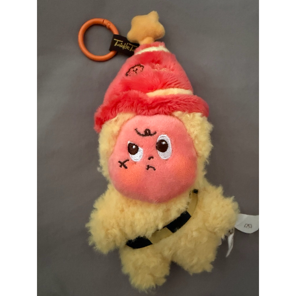 ส่งต่อพวงกุญแจ popmart (ได้สีที่ไม่ชอบ)