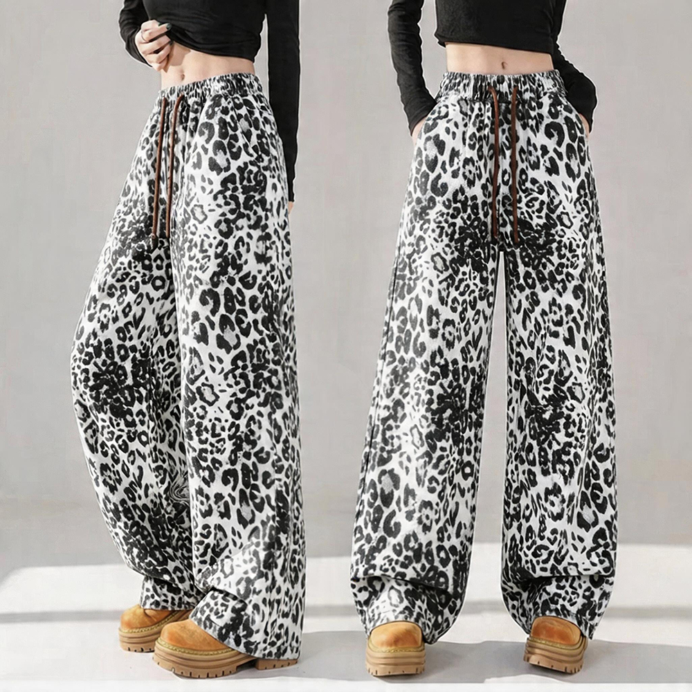 S~5XL White leopard print jeans กางเกงยีนส์ขาตรงเอวสูงพิมพ์ลายเสือดาวอินเทรนด์ การออกแบบแถบยางยืด กางเกงยีนส์ทรงตรงหลวม