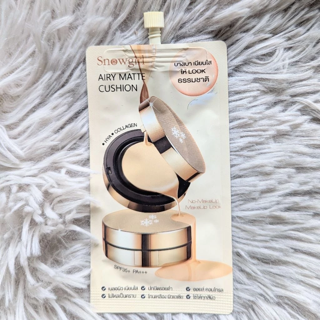 *พร้อมส่ง* Snowgirl Airy Matte Cushion #3 ซอง 55 บาท# 1 ซอง 19 บาท SPF35 PA+++ **ตำหนิคราบเหลืองที่ฝาไม่มีผลต่อเนื้อครีม
