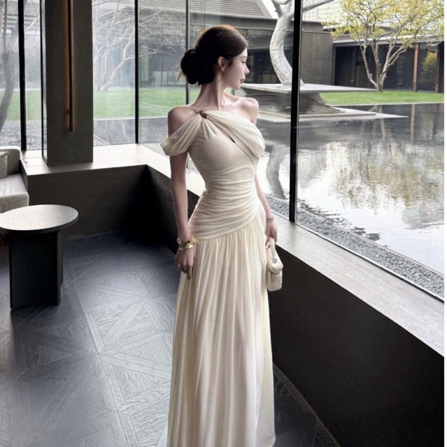 PAPHA | Rina Dress ชุดเดรสดีเทลเปิดไหล่