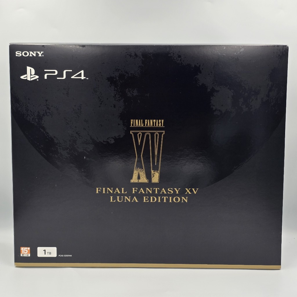 เครื่องเล่นเกม PlayStation 4 Slim รุ่น Final Fantasy XV Luna Edition 1TB