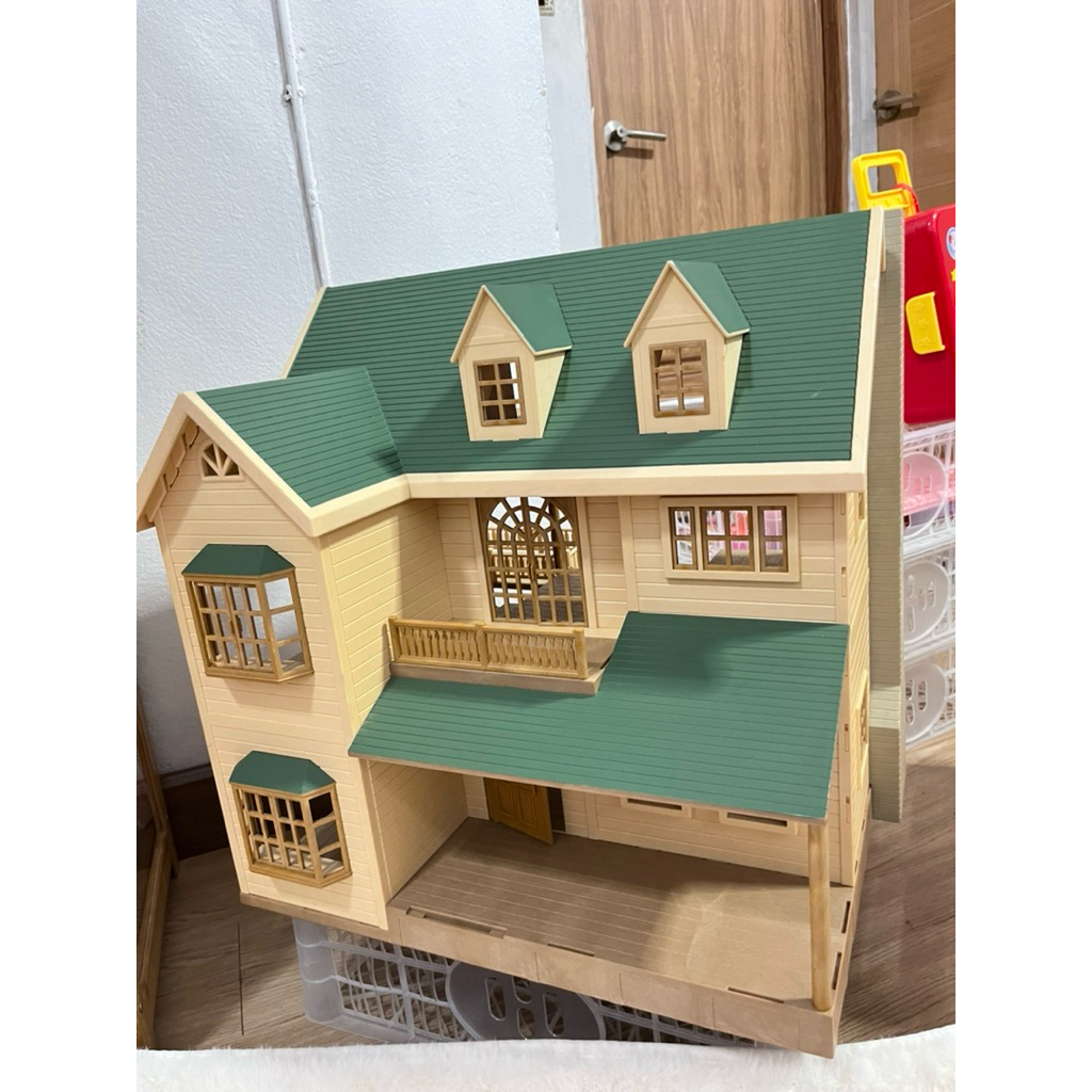 บ้านตุ๊กตา Sylvanian Families รุ่น Green Hill House