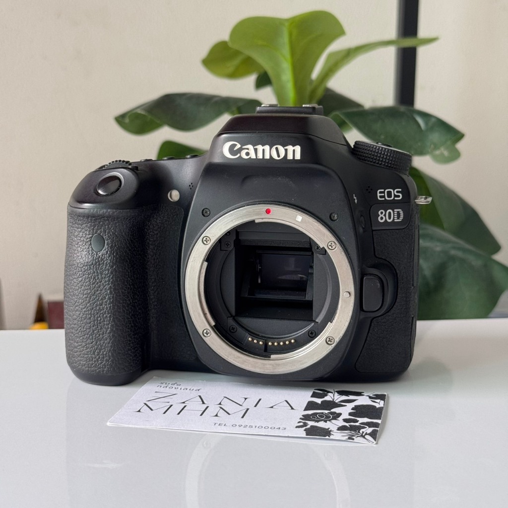 บอดี้ Canon 80D canon 80d แคนนอน มือสอง