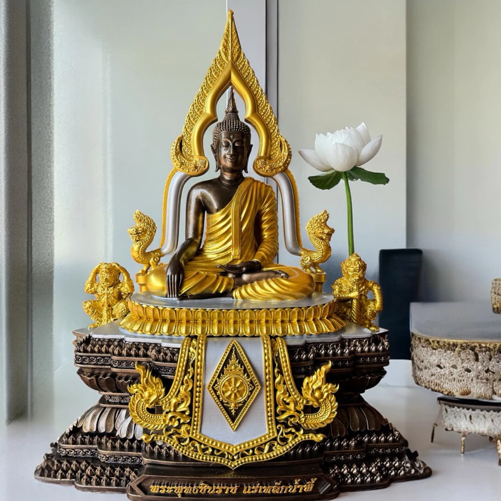 พระพุทธชินราช รุ่นบัลลังก์นาคมหามงคล :งานพุทธศิลป์999บาท/ใหญ่1,590บาทมีของแถมมงคลอึก3รายการ