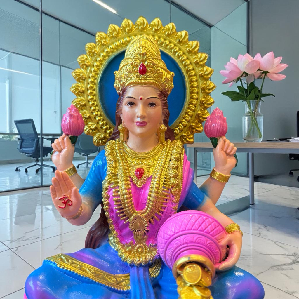พระแม่ลักษมี(สีเสมือนจริง) ขนาดหน้าตัก 3 นิ้ว 1