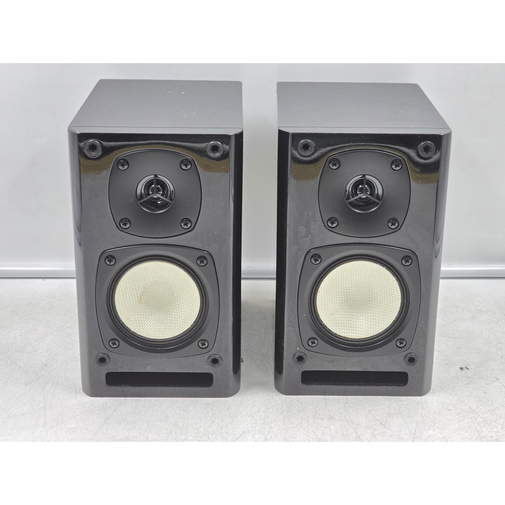 BJ24 ลำโพงญี่ปุ่นมือสอง 1 คู่ (580A) ONKYO D-S1 40W 6 โอห์ม Woofer 2.5 นิ้ว Size ตู้ 11.5x17.5x19.5C