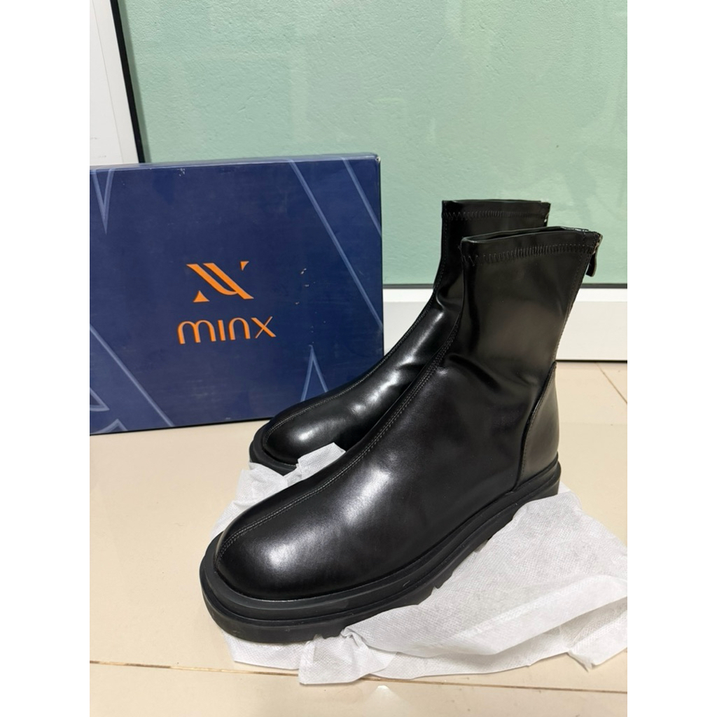รองเท้าบู้ท minx shoes รุ่น Evie สีดำ ไซส์ 45