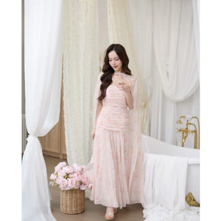 Pirunya - Long Dress 20 เดรสยาวเกาะอก จับเดรป กระโปรงระบาย พร้อมผ้าคาดคอ (ผ้าพิมพ์ลาย Blush Garden)