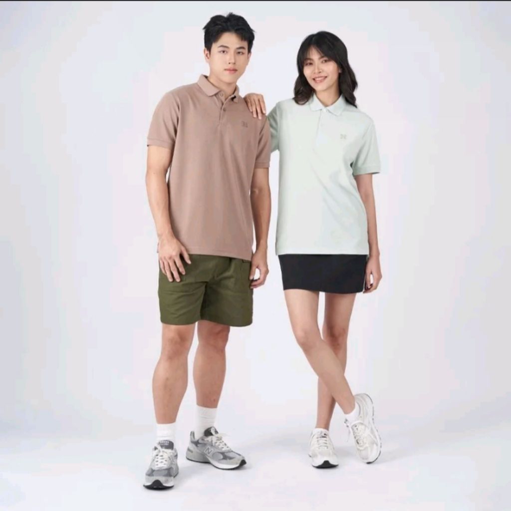 ส่งต่อเสื้อเชิ้ตโปโล hass size L สีเขียวมิ้นท์ โลโก้ตัว H