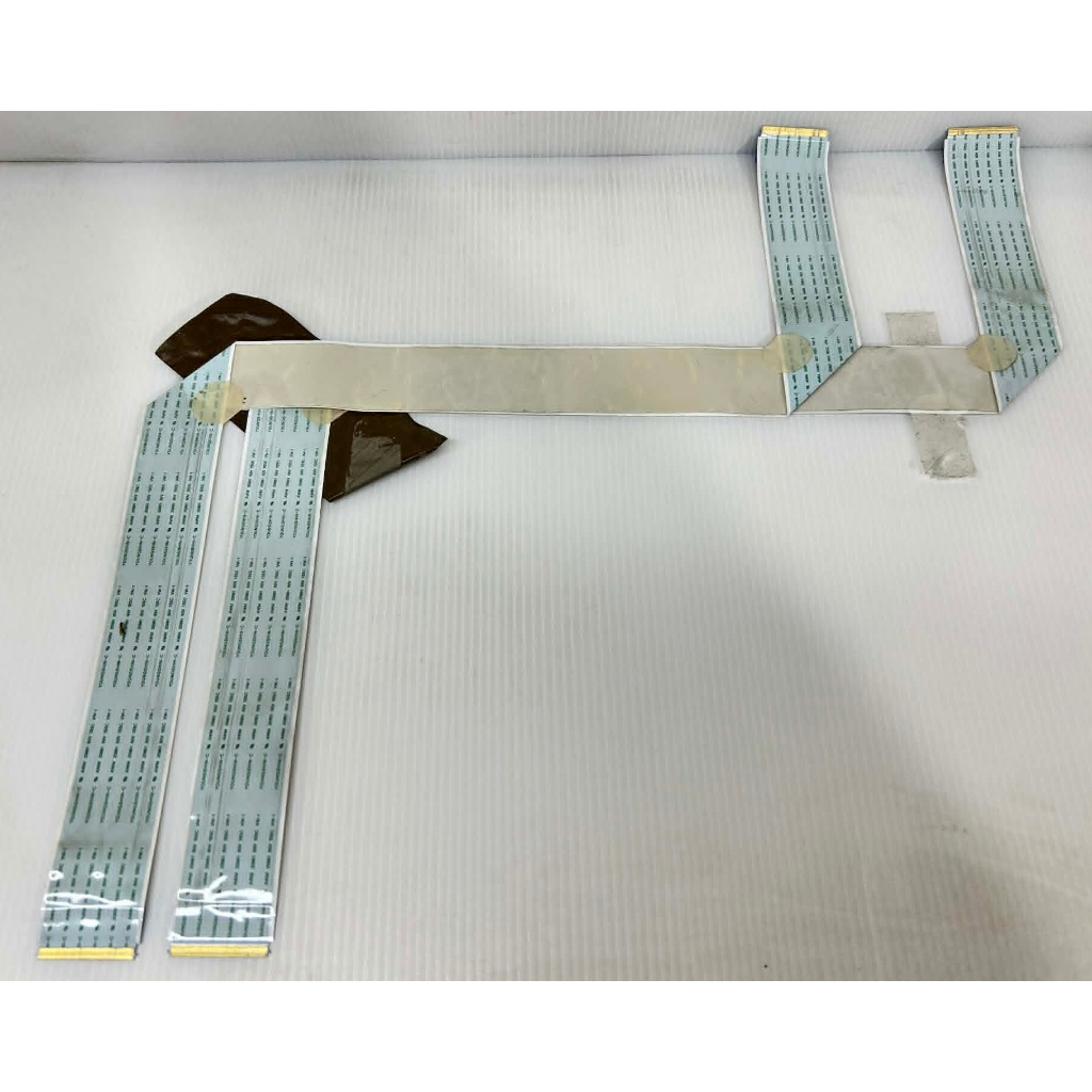 สายแพร จอ ทีวี LG รุ่น 42LD460 / 42LD550 / 42LD650 พาร์ท EDA60974115 / EDA60974116 ของแท้ถอด มือ2