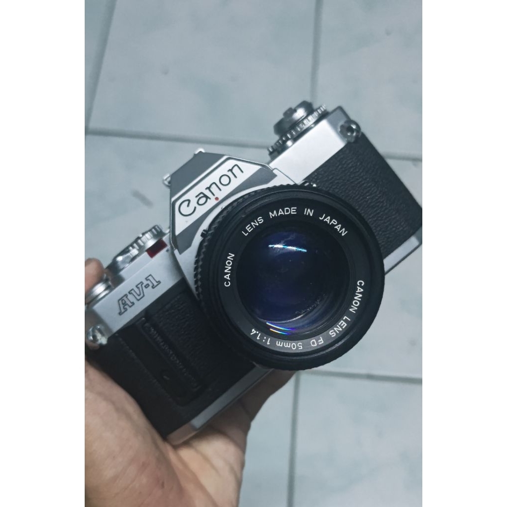 canon Av-1 พร้อมเลนส์ canon fd 50mm f1.4