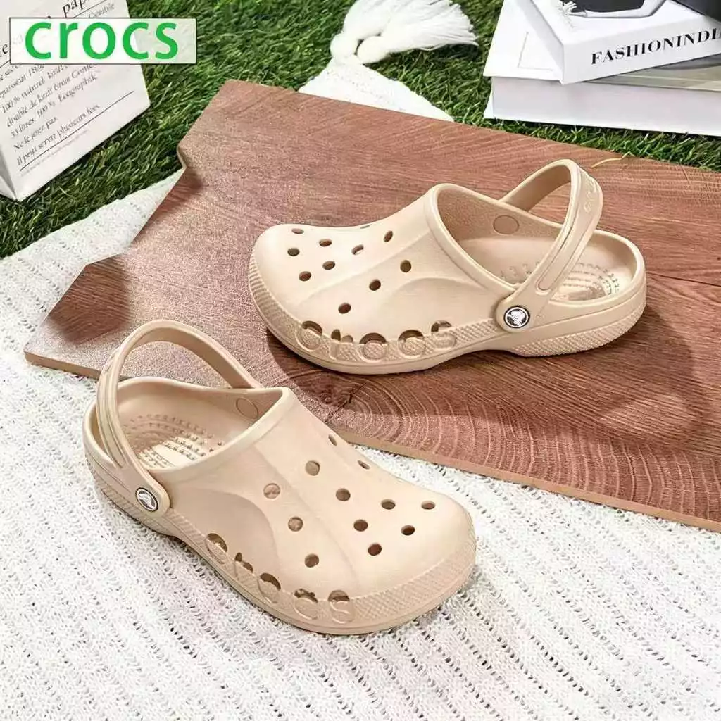 Crocs UNISEX'S รองเท้าลำลองผู้ใหญ่ CLASSIC CLOG Sandal สไตล์เกาหลีผสานไทย มินิมอลสุดหรู