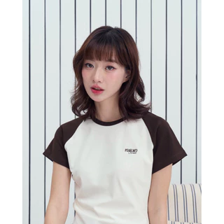 Calm cut T-shirt two tone เสื้อยืดแต่งแขนทูโทน แต่งป้ายโลโก้