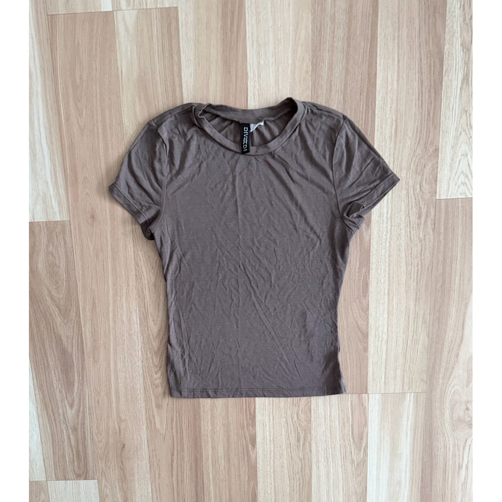 h&m t shirt ผ้าบาง น้ำตาล