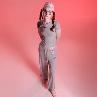 BEMING Basic - เสื้อยืดและกางเกงขายาวดีไซน์มินิมอล พร้อมโลโก้ beming basic