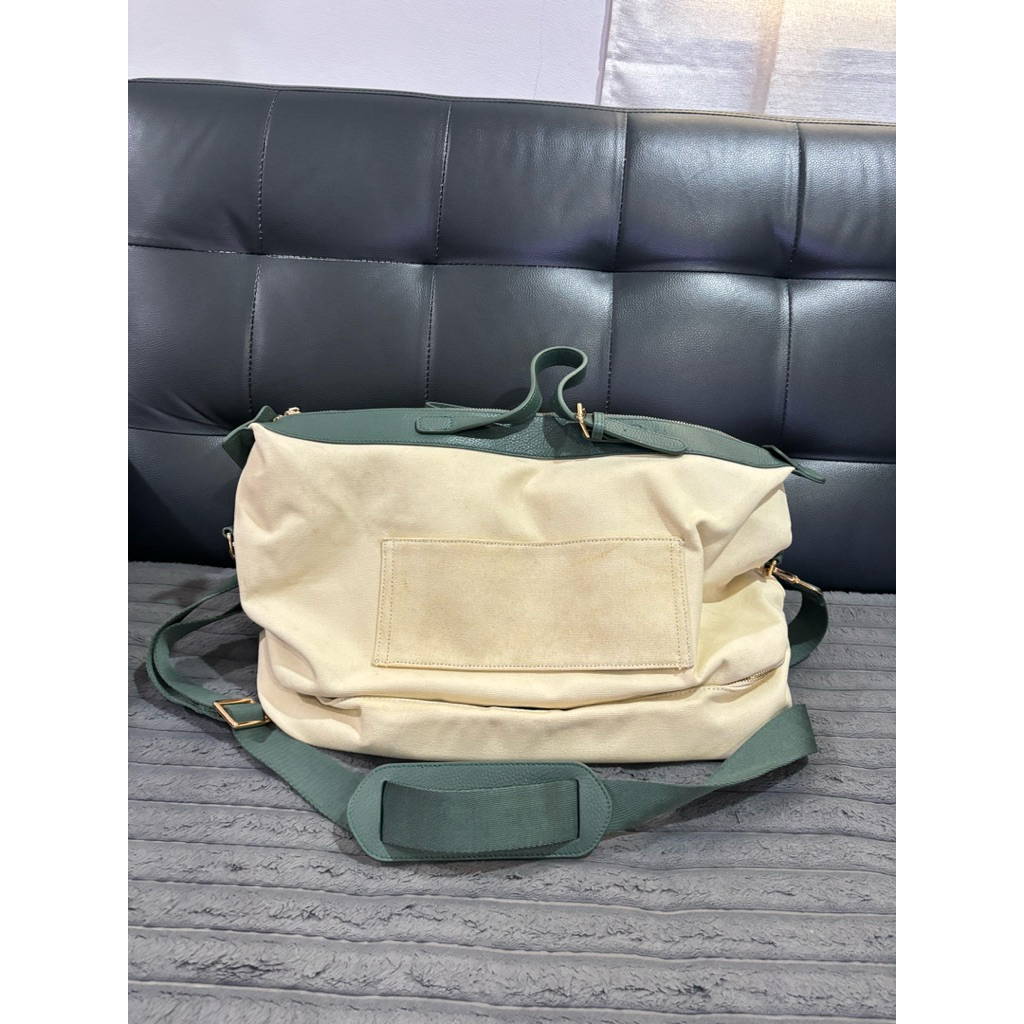 กระเป๋าเดินทาง Cove Bag