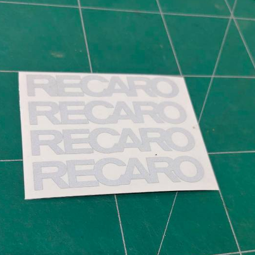 RECARO สติ๊กเกอร์ติดรถยนต์ 4 ชิ้น size 8x1.6cm สินค้าพร้อมส่งที่ไทย/Products are ready for shipping in Thail🇹🇭