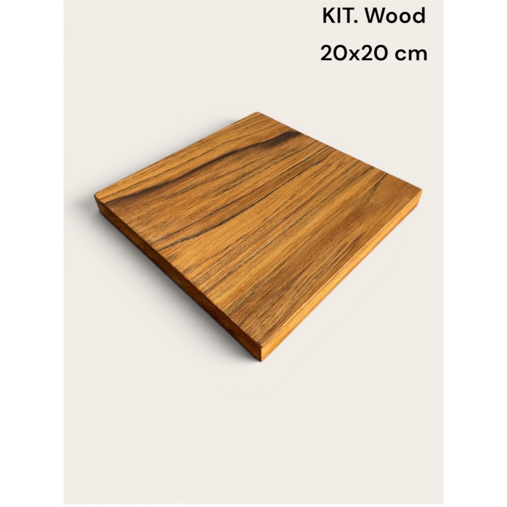 เขียงไม้เอนกประสงค์ Cutting Board ขนาด 20 x 20 ซม. งานแฮนด์เมด ทำจากไม้สักแท้ เคลือบด้วยน้ำมันจากธรรมชาติ
