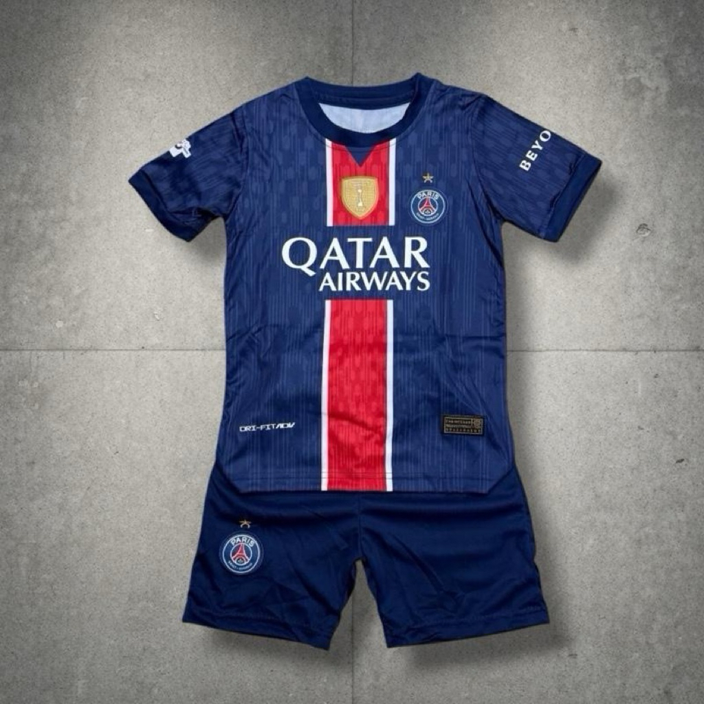 ชุดกีฬาเด็ก PR/2026 ฤดูกาลใหม่ (มีไซส์ 14 ถึง 30) แบบแขนสั้น มีเสื้อพร้อมกางเกงครบชุด